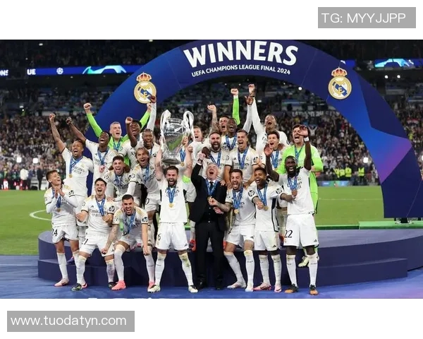 足球明星背后的温暖故事与感人瞬间分享 足球明星背后的温暖故事与感人瞬间分享